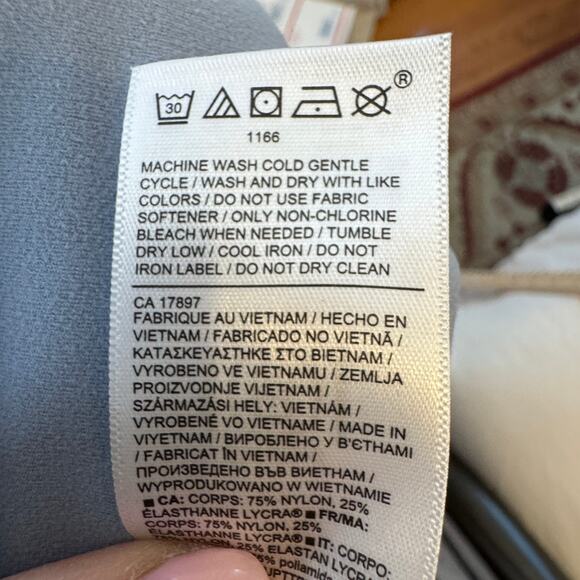 Athleta Elation Ultra High Rise 7/8 Leggings Lavender Size 2X - Picture 6 of 7